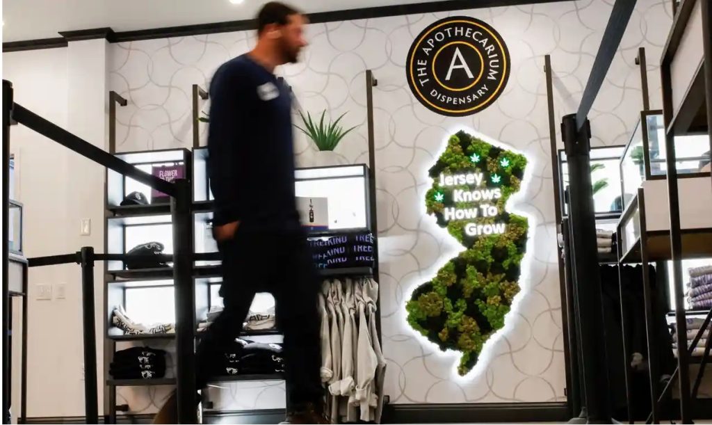 legal marijuana sales roll out in New Jersey